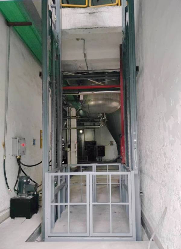 防爆型升降作業(yè)平臺